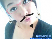 长胡子的女人。