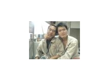 我和同事 傻笑
